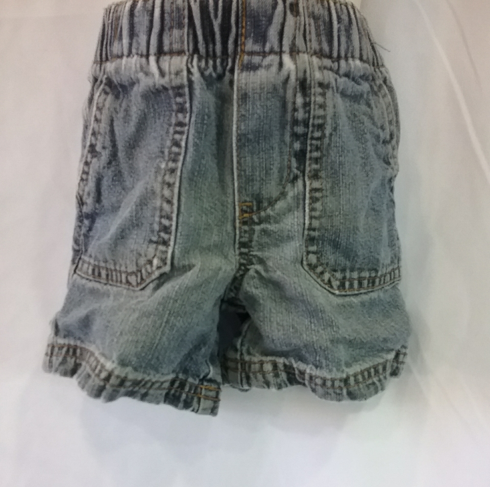 Infant jean shorts size 12 months